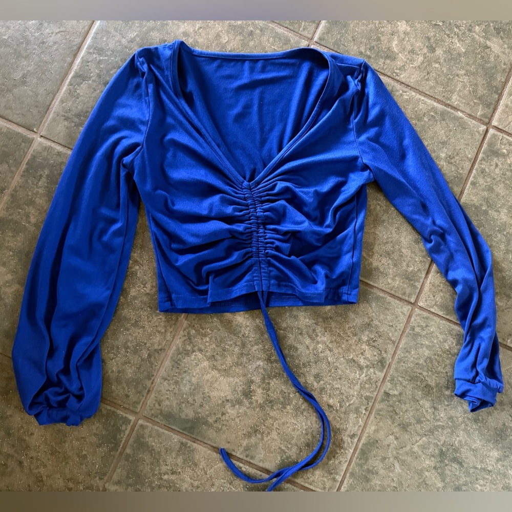 🎀3/$25🎀 SHEIN Royal Blue Ruched Crop Top